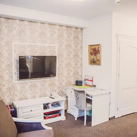 فندق مبيت وإفطار Bialy Dworek