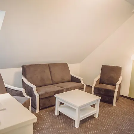 فندق مبيت وإفطار Bialy Dworek