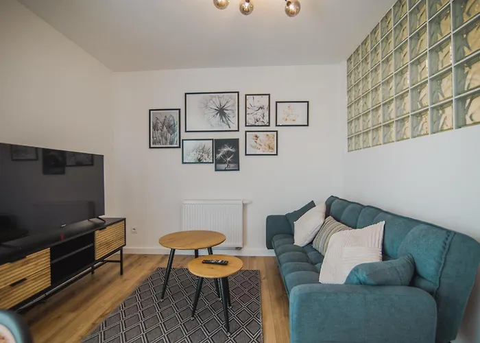 Bialy Dworek فندق مبيت وإفطار