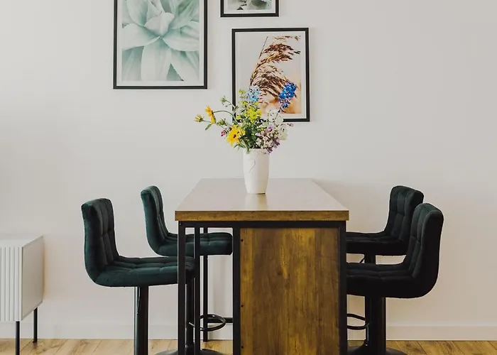 فندق مبيت وإفطار Bialy Dworek Człuchów