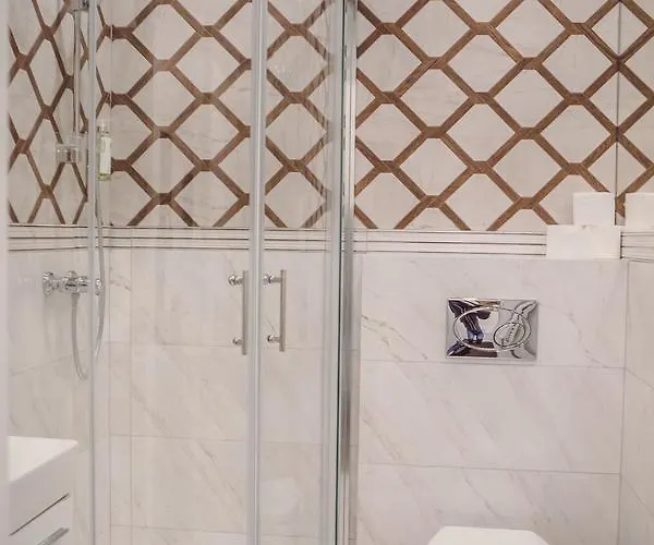 Bialy Dworek فندق مبيت وإفطار