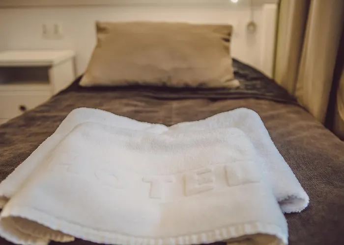 Bialy Dworek فندق مبيت وإفطار Człuchów