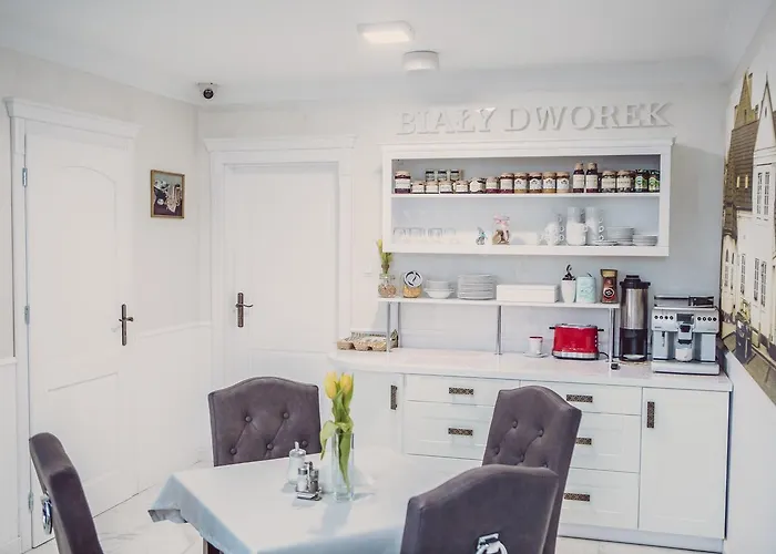 Bialy Dworek Człuchów